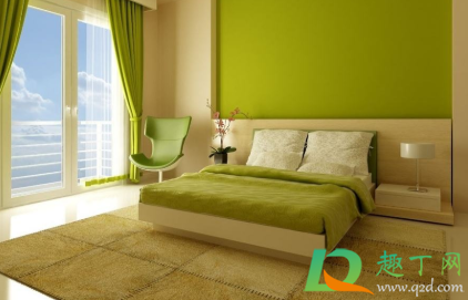 床腿与地板打滑怎么解决(床在木地板上滑怎么办)