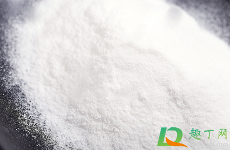 小苏打的学名叫什么(小苏打的学名叫什么碱面)