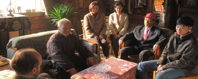 分别都扮演了什么形象(是什么人物形象)