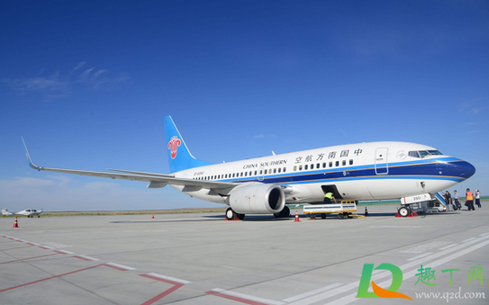 乌鲁木齐现在坐飞机出疆要什么手续(现在坐飞机回乌鲁木齐可以吗)