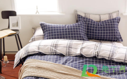 床单被套怎么洗的又白又干净(用什么洗被套可以又白又干净)