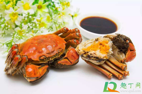 螃蟹蒸一半可以加水吗(螃蟹需要水开后再蒸吗)