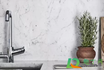 人造石灶台脏了打扫不干净怎么办(大理石灶台脏了擦不净怎么办)