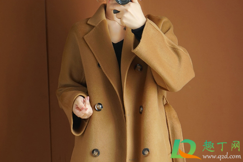 羊毛大衣发霉了干洗洗得掉吗(发霉的羊毛衣服用什么洗能洗掉)