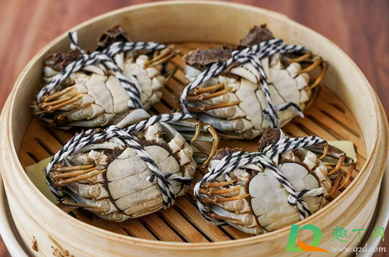 螃蟹蒸的时候要翻过来吗(蒸螃蟹是翻过来蒸吗还是正过来症呢) 螃蟹蒸的时候要翻过来吗(蒸螃蟹是翻过来蒸吗还是正过来症呢)