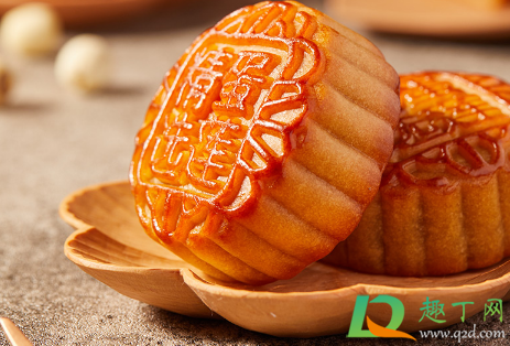 做月饼为什么要放猪油(月饼要放猪油吗)