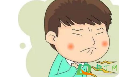 喉咙黏糊糊的怎么回事(喉咙有点粘糊糊怎么回事)