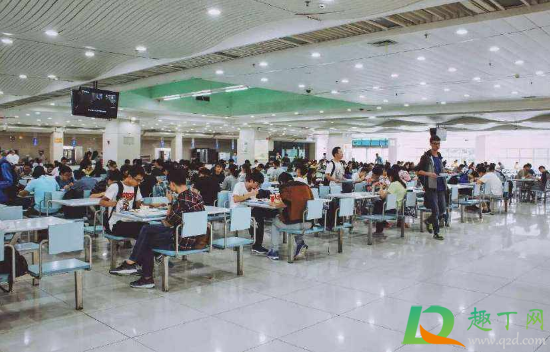 2020年9月开学后学生还要封闭在学校吃饭吗