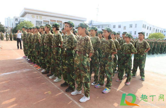 2020军训要带口罩吗(2020年新生军训)