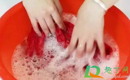 红床单掉色严重还能用吗(为什么不能用红床单)