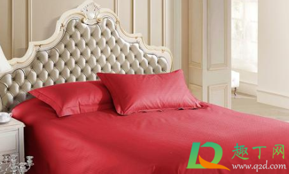 红床单掉色严重还能用吗(为什么不能用红床单)