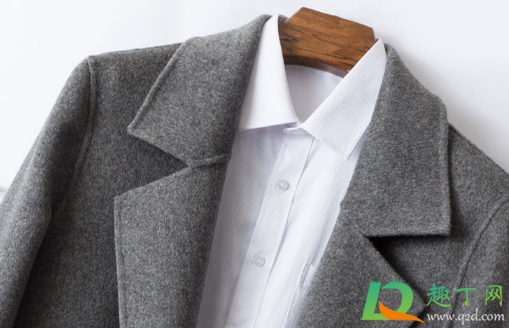 羊毛大衣发霉了可以送去干洗吗(羊绒大衣发霉了,在家怎么洗) 羊毛大衣发霉了可以送去干洗吗(羊绒大衣发霉了,在家怎么洗)