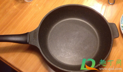 电磁炉锅中间凸起怎么办(电磁炉 锅子中间凸起)