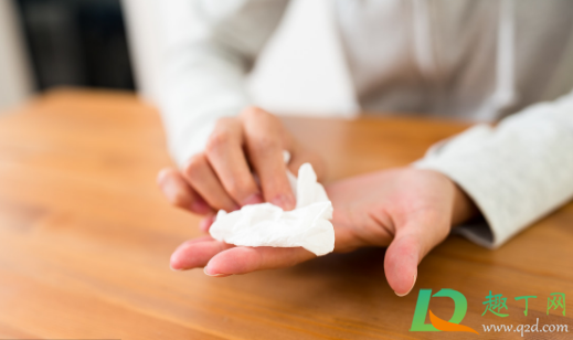 出汗太多是什么原因造成的(男士出汗太多是什么原因造成的) 出汗太多是什么原因造成的(男士出汗太多是什么原因造成的)