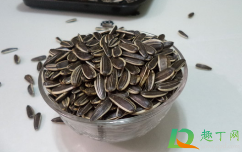 瓜子受潮了用烤箱烤多少分钟(受潮瓜子烤箱烤多久) 瓜子受潮了用烤箱烤多少分钟(受潮瓜子烤箱烤多久)