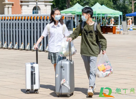 2020大学秋季开学还要戴口罩吗(开学后学生要戴口罩吗)