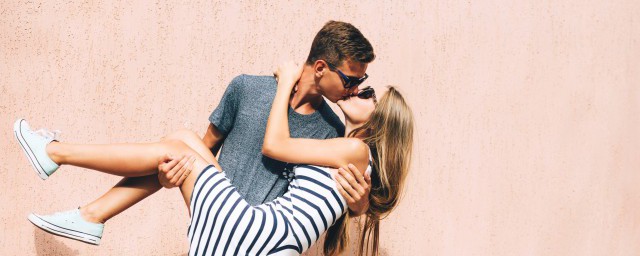 卑微文学的意思(卑微的意思是)