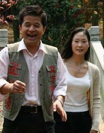 周艳泓个人资料，周艳泓图片(周艳泓哪里人)