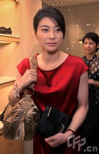 郭晶晶旺夫相，郭晶晶脸型图解(郭晶晶面相图)