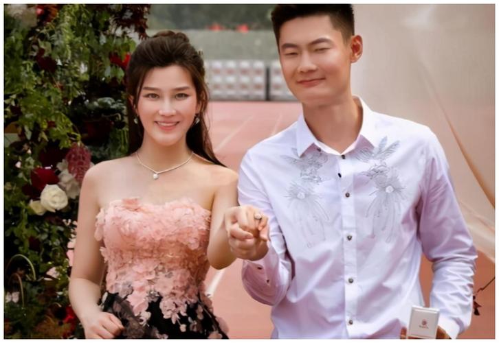 张漠寒，莫寒和张培萌发生了什么(张培萌和张漠寒谁说了慌)