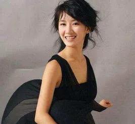 陈道明女儿成长照曝光，陈道明左小(陈道明 孩子)