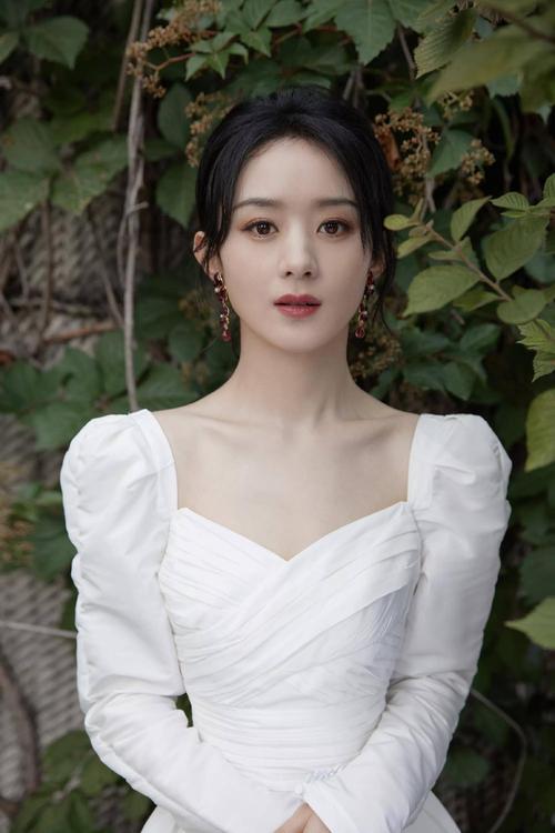 赵丽颖的图片，谭松韵的图片(我喜欢的女演员谭松韵赵丽颖)