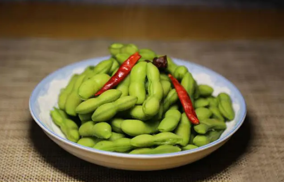 毛豆煮了20分钟有点硬能吃吗(毛豆20分钟能煮熟吗?)