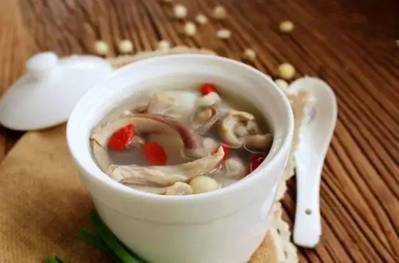 四神汤用破壁机好还是煮水好(破壁机做四物汤)