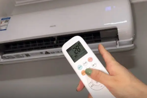 空调开上下扫风好还是左右扫风好(冬季开空调上下扫风好还是左右扫风好)