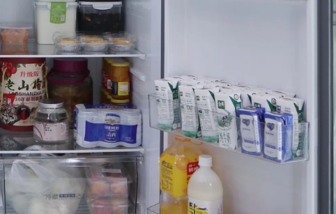 冰箱忘关门了一整天要多少电费(冰箱忘记关门费电吗)
