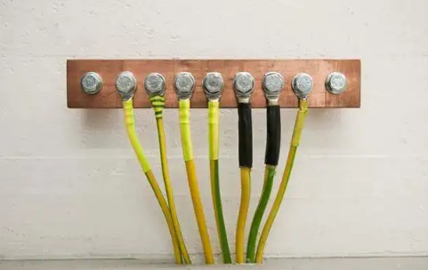 家用电线为什么没有接地(家用电线不接地线可以吗) 家用电线为什么没有接地(家用电线不接地线可以吗)