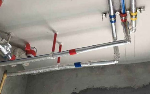 打压测试漏水会不会打爆水管(水管打压测试会不会把水管打爆)