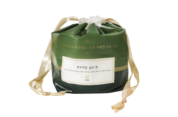 洗脸巾厚一点好还是薄一点好(洗脸巾越厚越好吗)