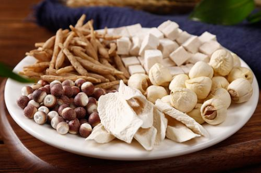 四神汤能用破壁机打碎喝吗(五红汤可以用破壁机打碎喝吗)