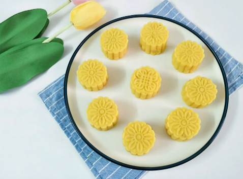 一块绿豆糕的热量需要运动多久(一百克绿豆糕的热量)