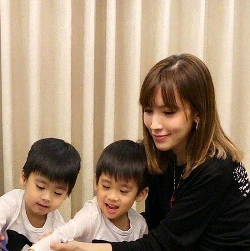 林志颖老婆陈若仪儿子，陈若仪是富(林志颖陈若仪结婚照片)