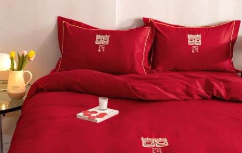 结婚被子有讲究吗(结婚被子有讲究吗结婚买被子包装袋一定要红的吗)