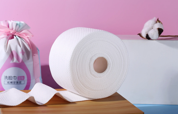 用洗脸巾会导致爆痘吗(用一次性洗脸巾脸上长痘)
