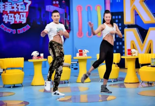 毽子操伤膝盖吗(毽球伤膝盖吗)