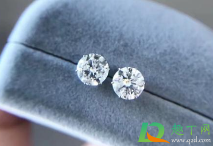 1克拉钻戒多少钱周大福(1克拉钻戒多少钱周大福小红书)