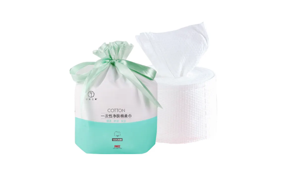 用洗脸巾会导致爆痘吗(用一次性洗脸巾脸上长痘)