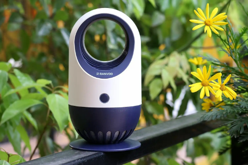 为什么一开灯蚊子就不见了(打开灯蚊子就不见了)