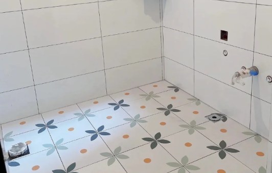 瓷砖300x300多少平方(瓷砖600x300是多少平方)