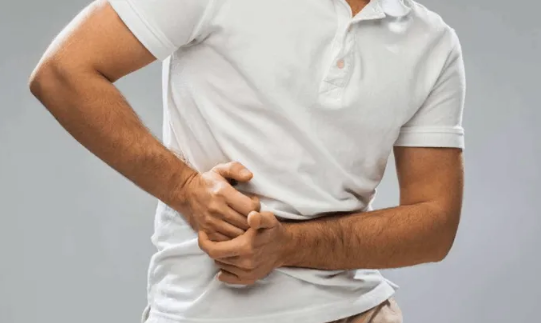 大便跟水一样喷射出来吃什么药好(拉屎跟拉水一样,还喷射吃啥药)