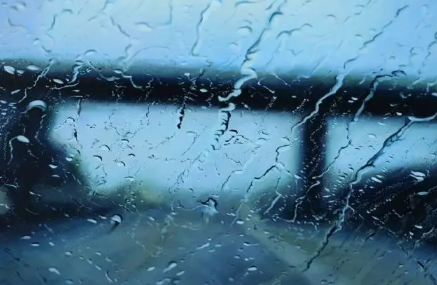 2022年夏天为什么老下雨(今年夏天为何一直下雨)