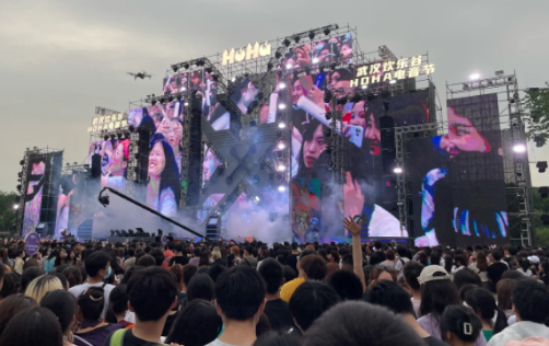 武汉电音节买欢乐谷得票就可以看了吗(武汉欢乐谷电音节需要单独买票吗)