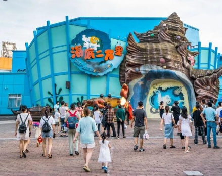 武汉海昌极地海洋世界夜场好玩吗(武汉海昌极地海洋世界旁边有其他好玩的吗)