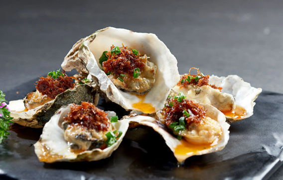 女人吃生蚝对性功能有帮助吗(吃生蚝对女生性方面有什么好处)