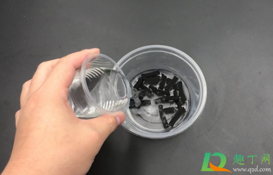 蚊香泡水加花露水能驱蚊吗(蚊香放水里泡再加花露水灭蚊效果好)