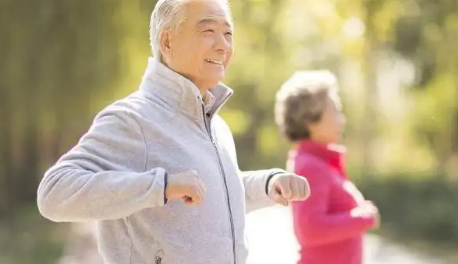 怎样判断是否腹部积水(怎样判断是否腹部积水肚子硬么)